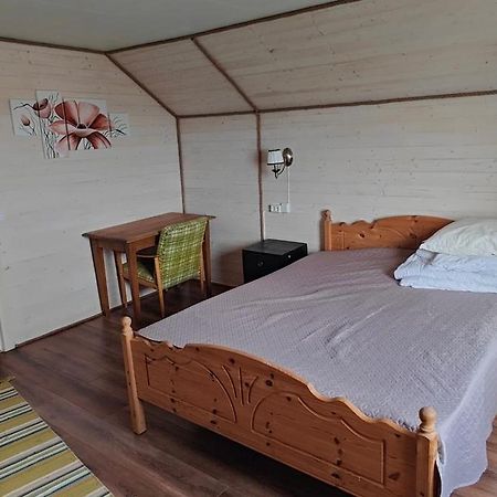 Barents Sea Window Apartment Ytre Kiberg Bagian luar foto