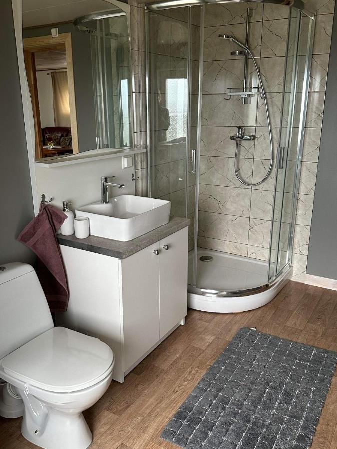 Barents Sea Window Apartment Ytre Kiberg Bagian luar foto
